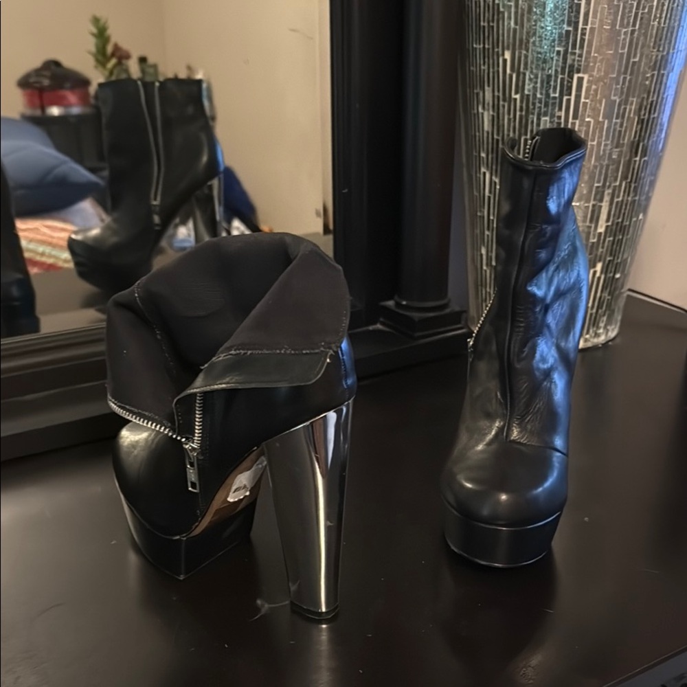 Topshop Black Leather Heeled Boots - Picture 12 of 16